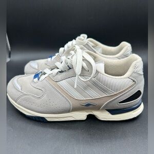 Adidas Originals ZX 4000 Size 7.5 Grey Crayon White TORSION Womens